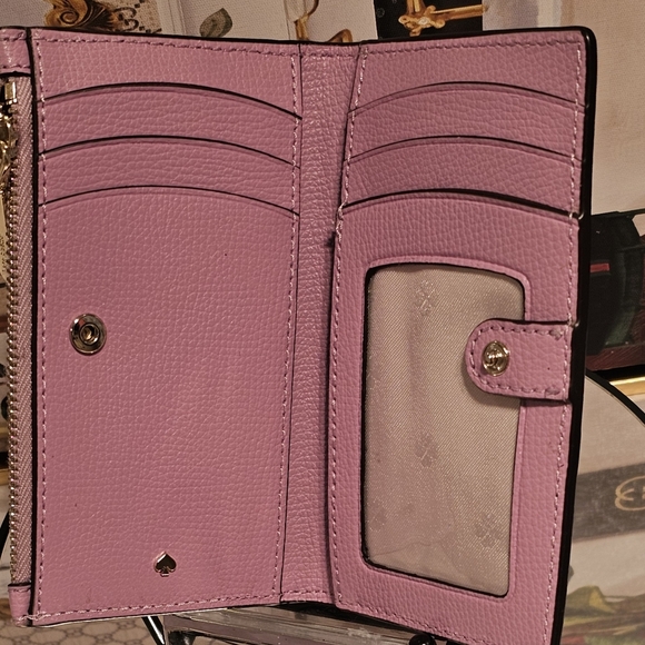 Kate Spade Leila Pebbled Leather Slim Bifold Bright Carnation Wallet - Picture 2 of 10